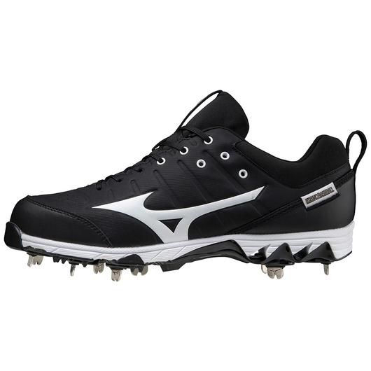 Men's 9 Spike Ambition 2 Metal Cleat
